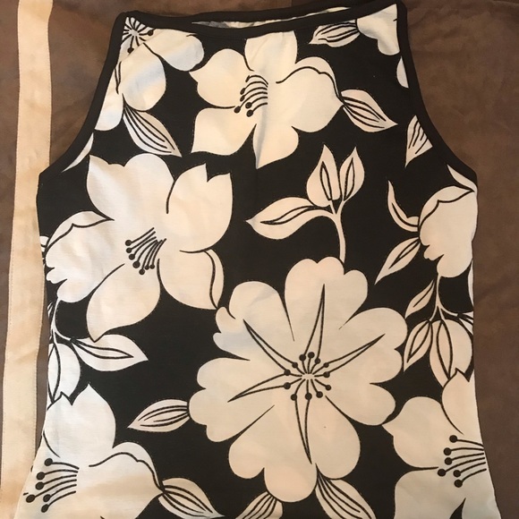 Black And white Floral Blouse - Picture 1 of 2